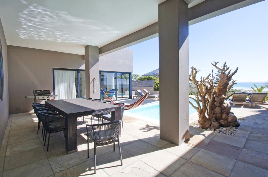 4 Bedroom Property for Sale in Kommetjie Western Cape